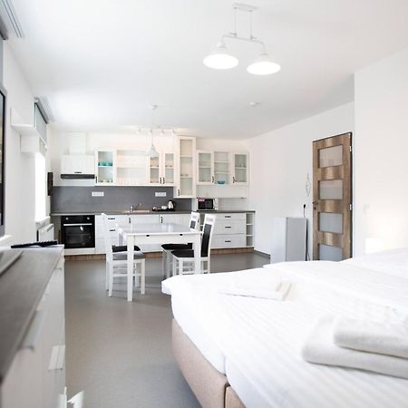 Amenity Apartmany Perna Exterior photo