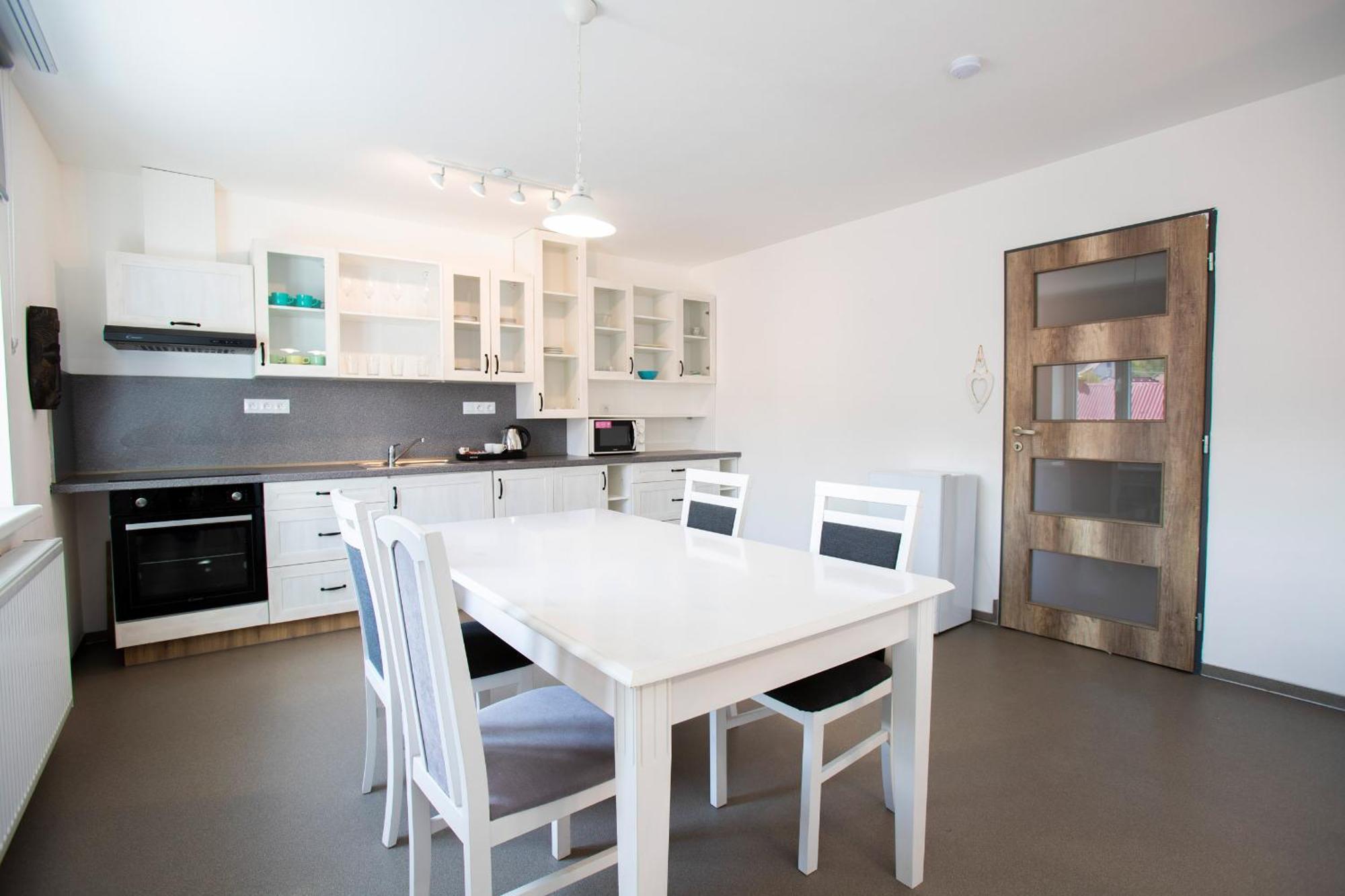 Amenity Apartmany Perna Exterior photo